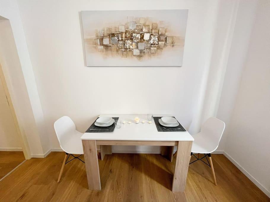Rm-0 - Appartement F2 Au Rdc A Mulhouse Pour 1-2 Pers Buitenkant foto