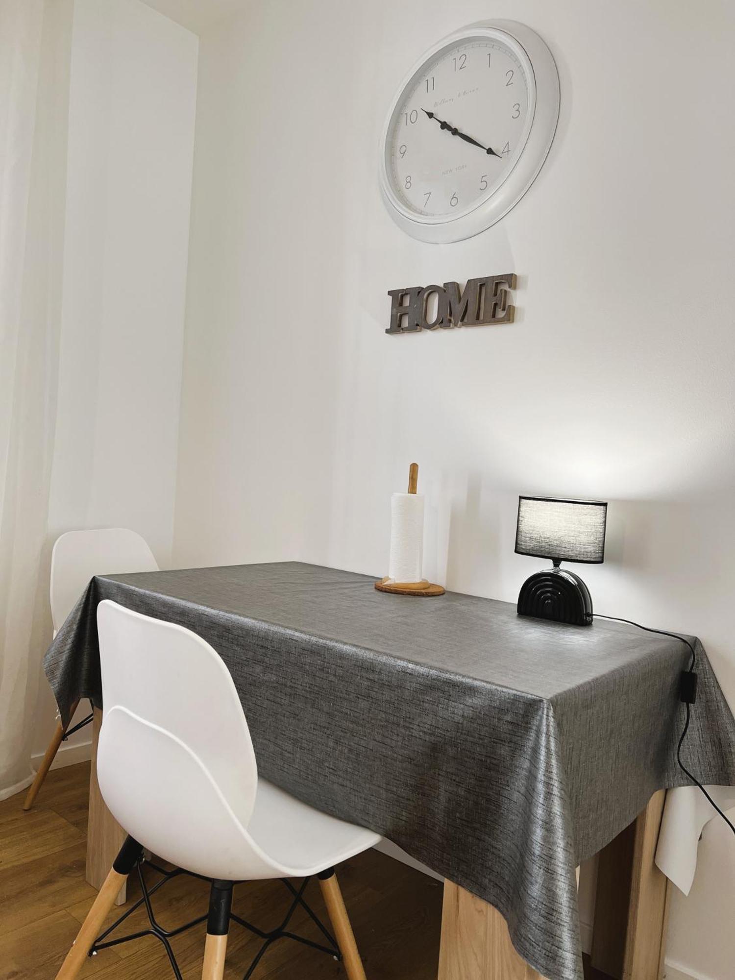 Rm-0 - Appartement F2 Au Rdc A Mulhouse Pour 1-2 Pers Buitenkant foto